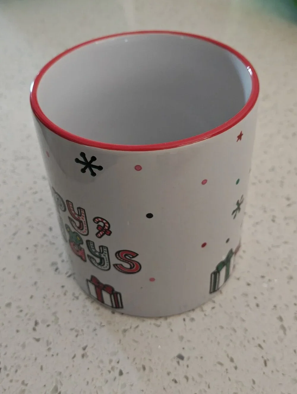 Sanrio Hello Kitty 2024 Christmas Happy Holidays 20 oz Ceramic Coffee Mug